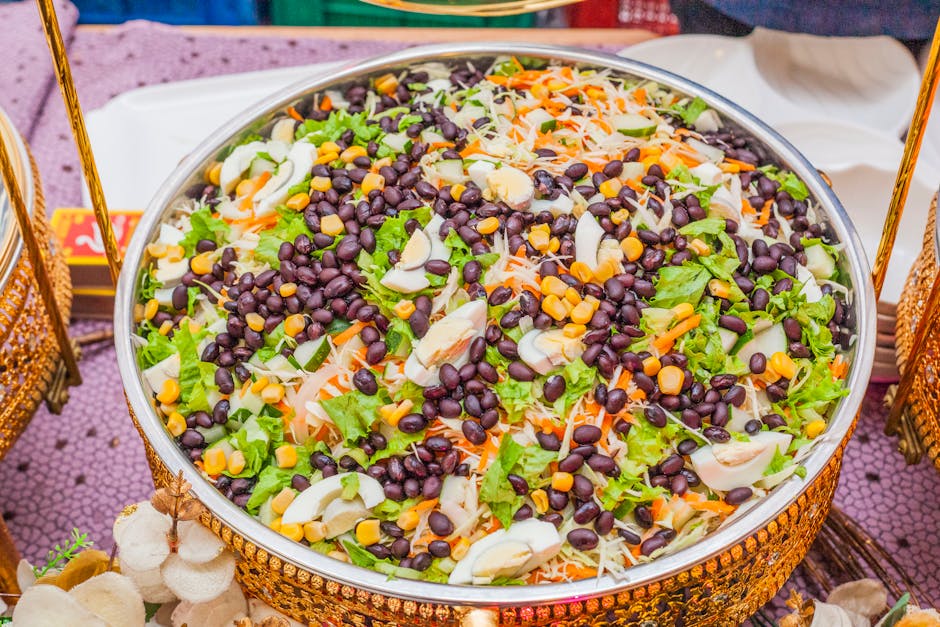 Vegan restaurants Madrid vegetarian — colorful plant-based salad bowl